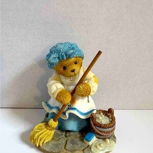 Cherished Teddies Pauline “A Woman’s Work Is Never Done” Figurine w/ Box